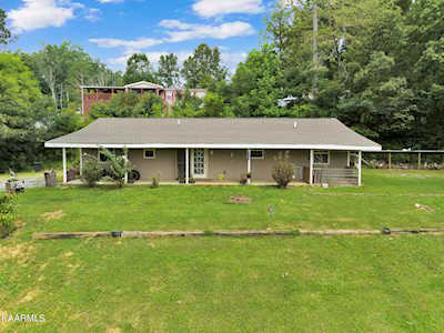 204 Meadowlark Cove Rd Sevierville, TN 37876