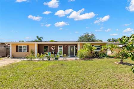 5040 49th Ave N St. Petersburg, FL 33709
