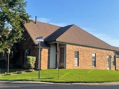 6958 Lagrange Grove Dr Memphis, TN 38018