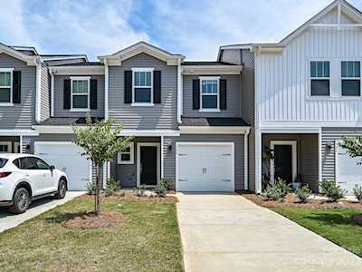 526 Tayberry Ln Fort Mill, SC 29715
