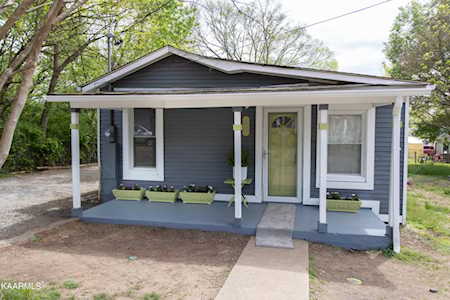 2410 Hoitt Ave Knoxville, TN 37917