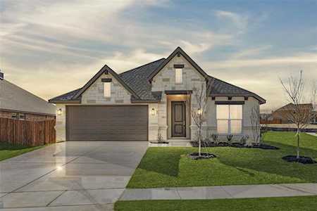 1133 Deer Ridge Drive Crowley, TX 76036