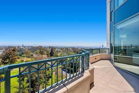 2500 6th Avenue #PH5 San Diego, CA 92103