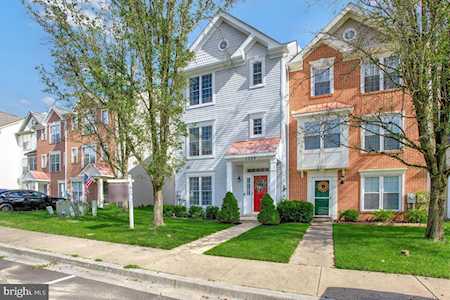 2209 Commissary Circle #284 Odenton, MD 21113