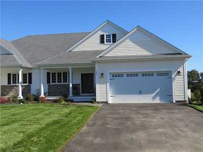 48 Joseph Ct #13 North Kingstown, RI 02874
