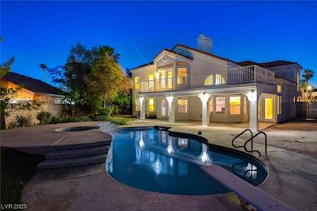 8705 Captains Place Las Vegas, NV 89117