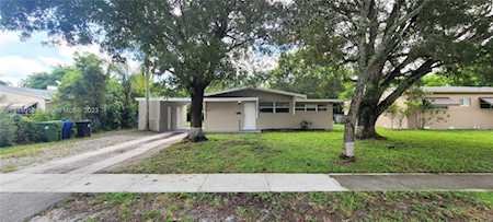 230 Georgia Ave Fort Lauderdale, FL 33312