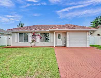 8107 NW 105th Ave Tamarac, FL 33321