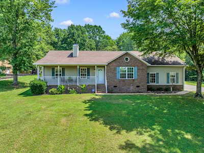 1955 Rock Springs Rd Columbia, TN 38401