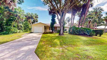 630 42nd Avenue Vero Beach, FL 32968