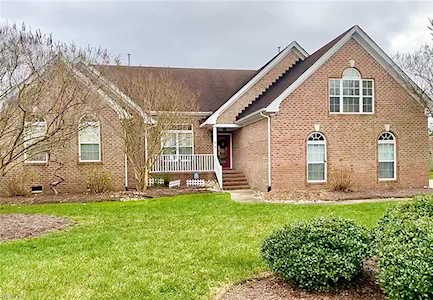 913 Verano Ct Virginia Beach, VA 23456