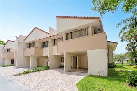 1692 Cypress Pointe Drive #1692 Coral Springs, FL 33071