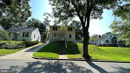 10803 Hobson St Kensington, MD 20895