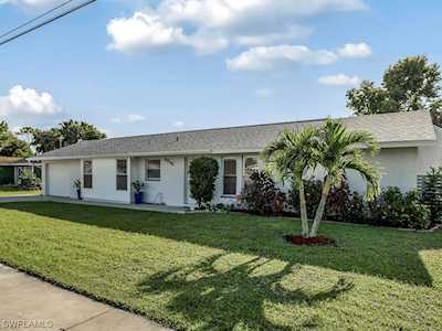 5941 Poetry Ct North Fort Myers, FL 33903