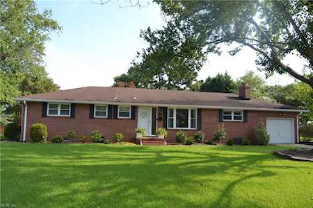 2312 Plantation Dr Virginia Beach, VA 23454