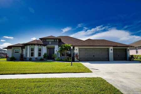 6926 Pan American Blvd North Port, FL 34287
