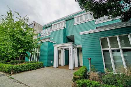 1065 W 8th Avenue #1 Vancouver, BC V6H 1C3