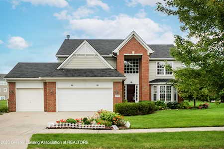 2682 Coreopsis Dr Okemos, MI 48864