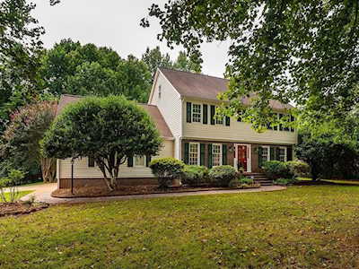 102 Forestview Drive Elon, NC 27244