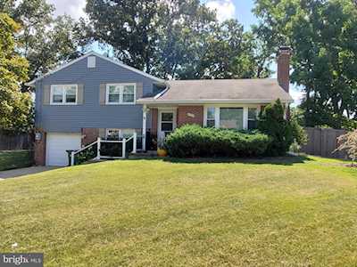 6805 Front Royal Rd Springfield, VA 22151