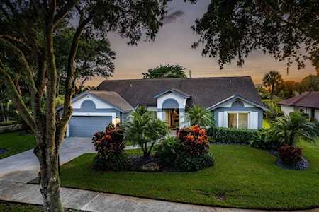 720 Birdie Court Delray Beach, FL 33445