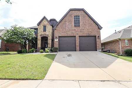 9716 Mcfarring Drive Fort Worth, TX 76244