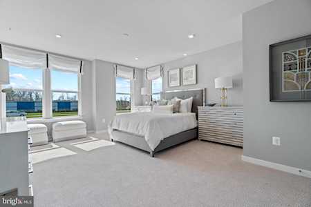 43802 Middleway Terrace Ashburn, VA 20147
