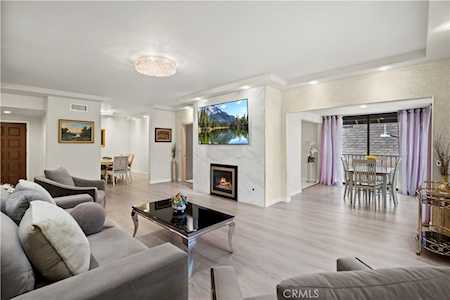1422 N Central Ave #8 Glendale, CA 91202