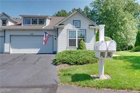 2365 Manchester Ln Avon, OH 44011