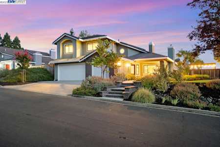 4238 Nottingham Dr. Danville, CA 94506