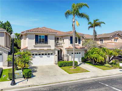 7095 Ashley Dr Huntington Beach, CA 92648
