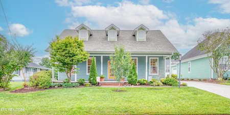 131 Manhattan Ave Oak Ridge, TN 37830