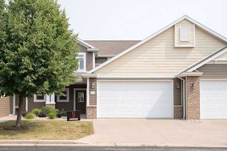1734 Oak Hollow Ln Neenah, City of Neenah, WI 54956