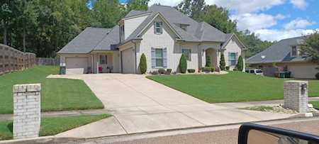6150 Kimberly Elise St Bartlett, TN 38135