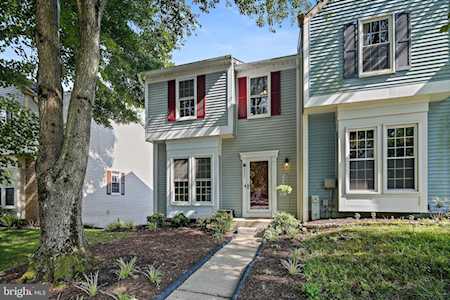 3390 Oak West Dr Ellicott City, MD 21043