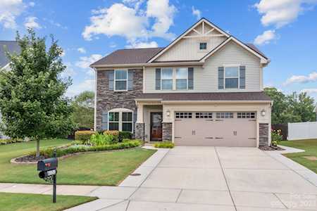 6151 Canyon Trl Denver, NC 28037
