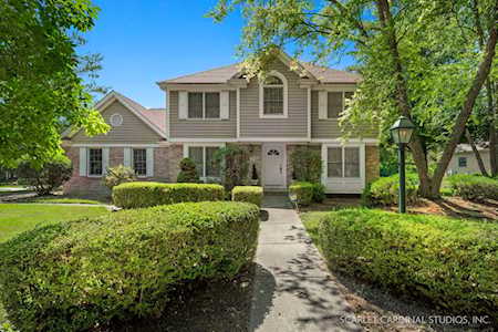 934 Woodside Dr West Chicago, IL 60185