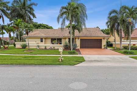 9855 Sun Pointe Drive Boynton Beach, FL 33437