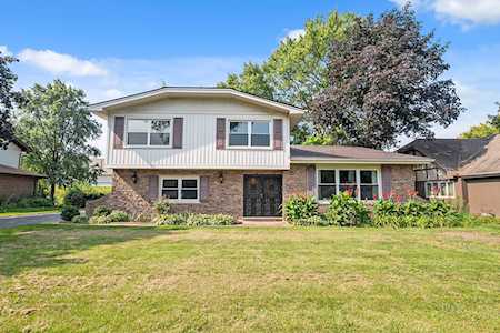 6606 Osceola Trl Indian Head Park, IL 60525