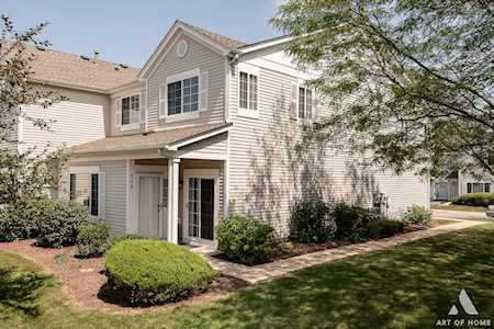 169 Braxton Ln Aurora, IL 60504
