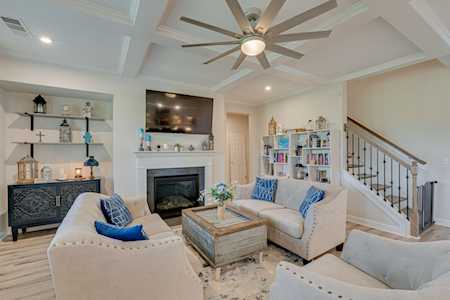 3901 Bomeadows Dr Murfreesboro, TN 37128