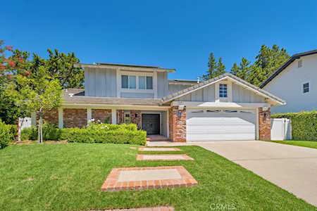 2231 Knollcrest Place Westlake Village, CA 91361