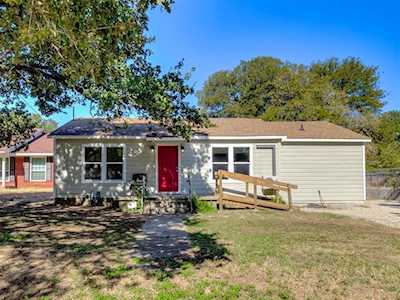 2516 Wilson Road Fort Worth, TX 76112
