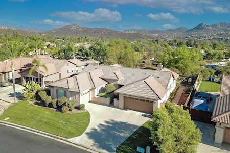 23576 Green Glen Road Ramona, CA 92065