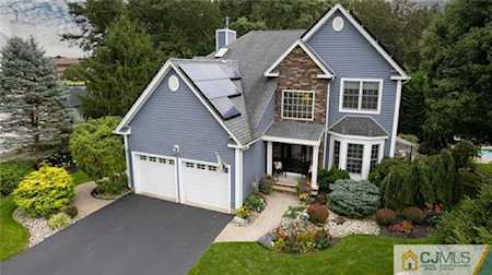 23 Samantha Way Spotswood, NJ 08884