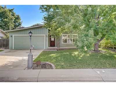 720 Hilltop St Longmont, CO 80504
