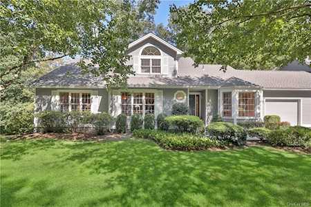 52 Old Town Crossing Mount Kisco, NY 10549