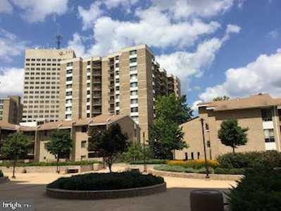 4 Monroe St #4-701 Rockville, MD 20850