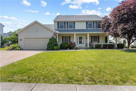 915 Red Tailed Ln Amherst, OH 44001