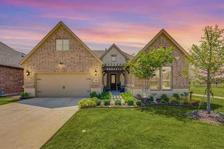 7600 Vista Bella Way Fort Worth, TX 76123